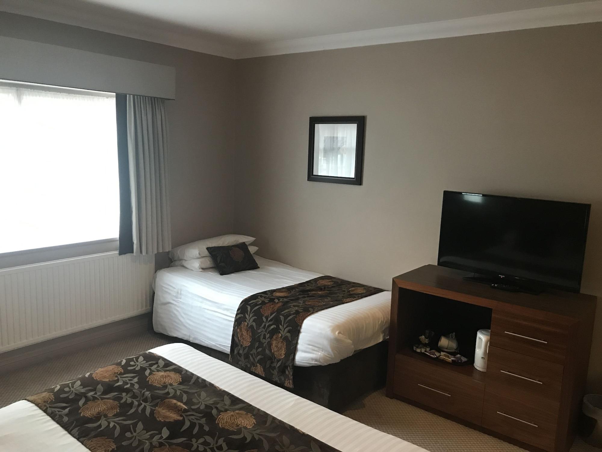 Best Western Rockingham Forest Hotel Corby Exterior foto